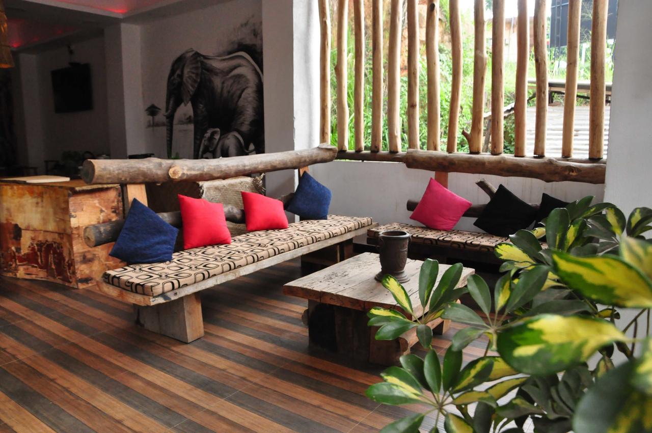 Oak Ray La Ella Breeze Hotel Bagian luar foto