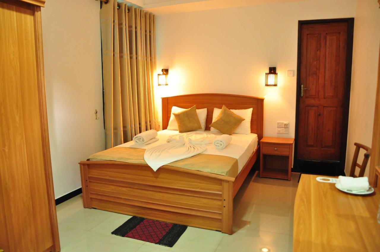 Oak Ray La Ella Breeze Hotel Bagian luar foto