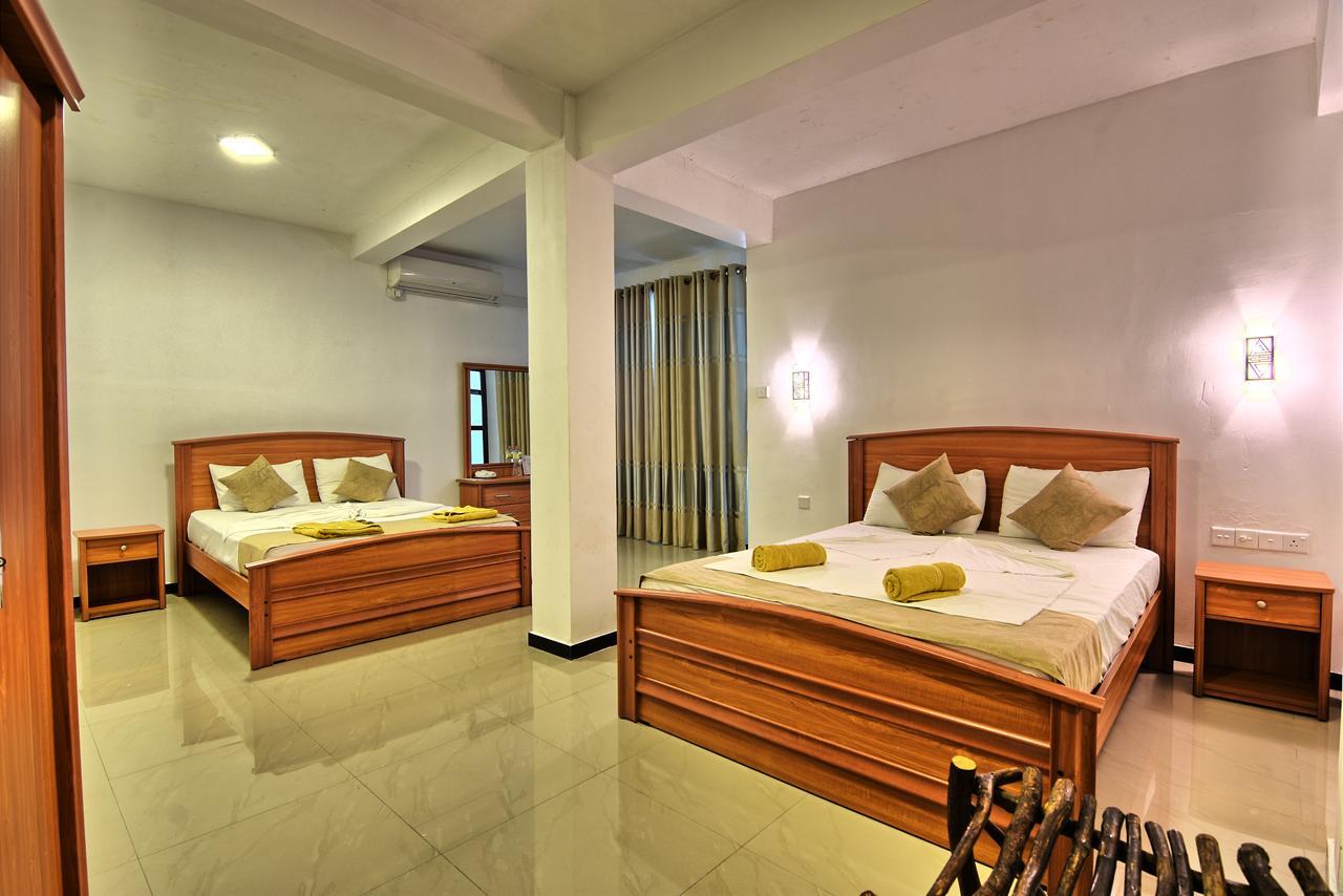 Oak Ray La Ella Breeze Hotel Bagian luar foto