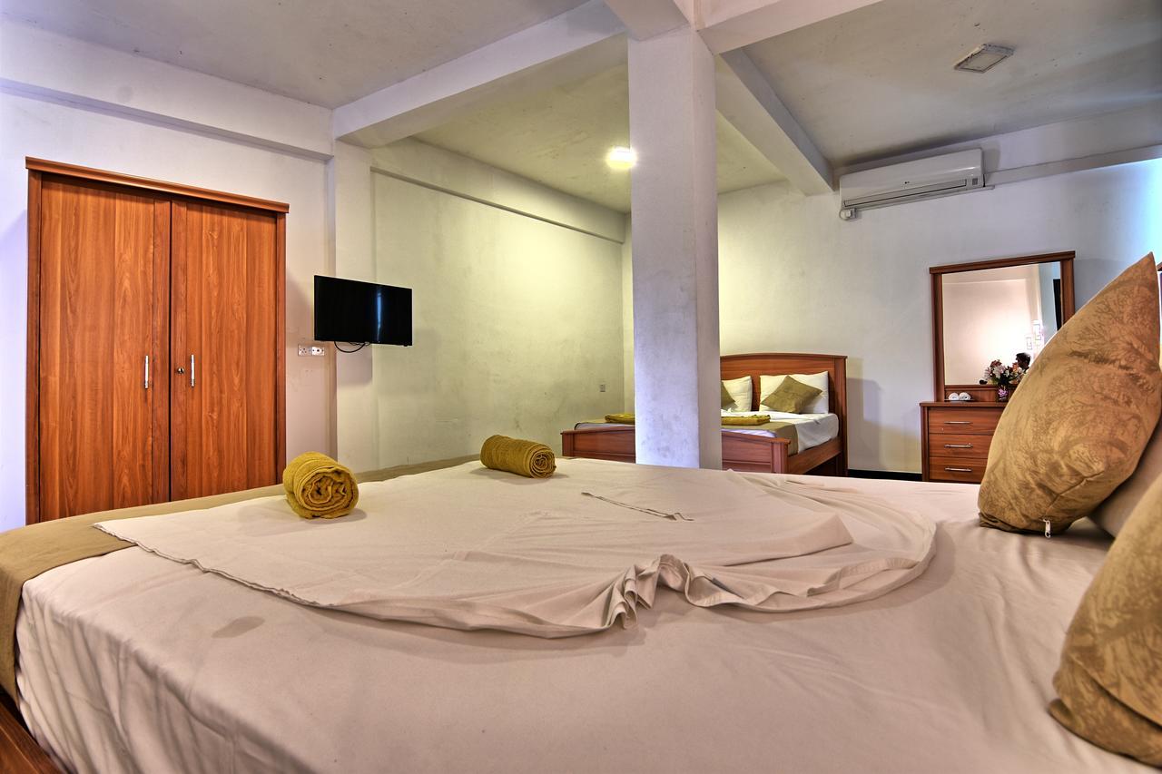 Oak Ray La Ella Breeze Hotel Bagian luar foto